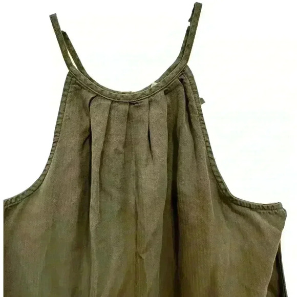 FRANCESCA HARPER NWT ARMY GREEN HALTER TANK WITH BUTTON KEY HOLE CLOSURE SMALL - Picture 2 of 12